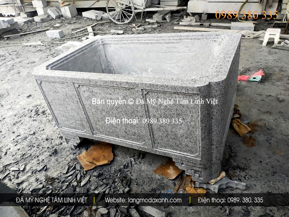 Chậu đá trồng cây chạm khắc tinh xảo
