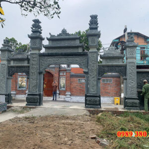 Mẫu cổng đá đẹp TP. Hà Nội làm từ đá xanh tự nhiên, chạm khắc tinh xảo